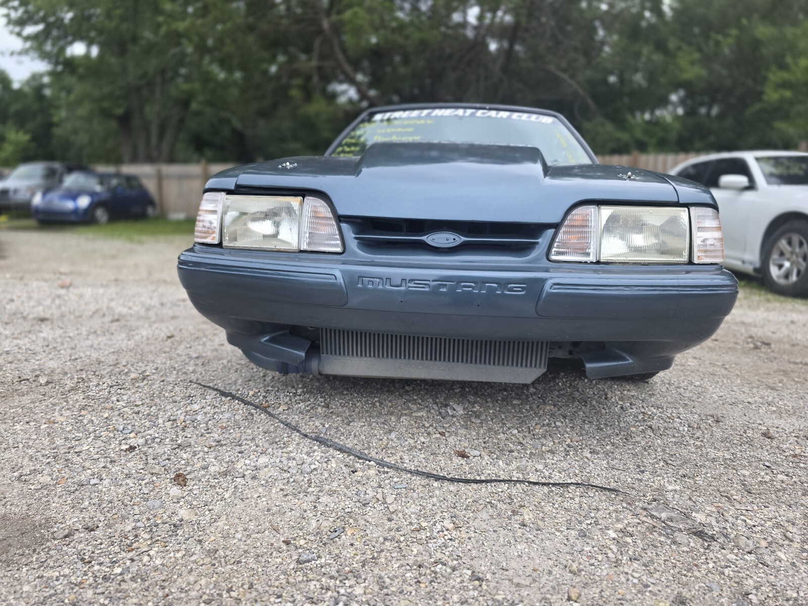 Ford-Mustang-1988-3
