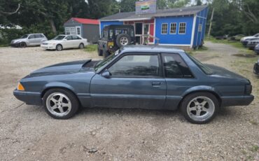 Ford-Mustang-1988-6