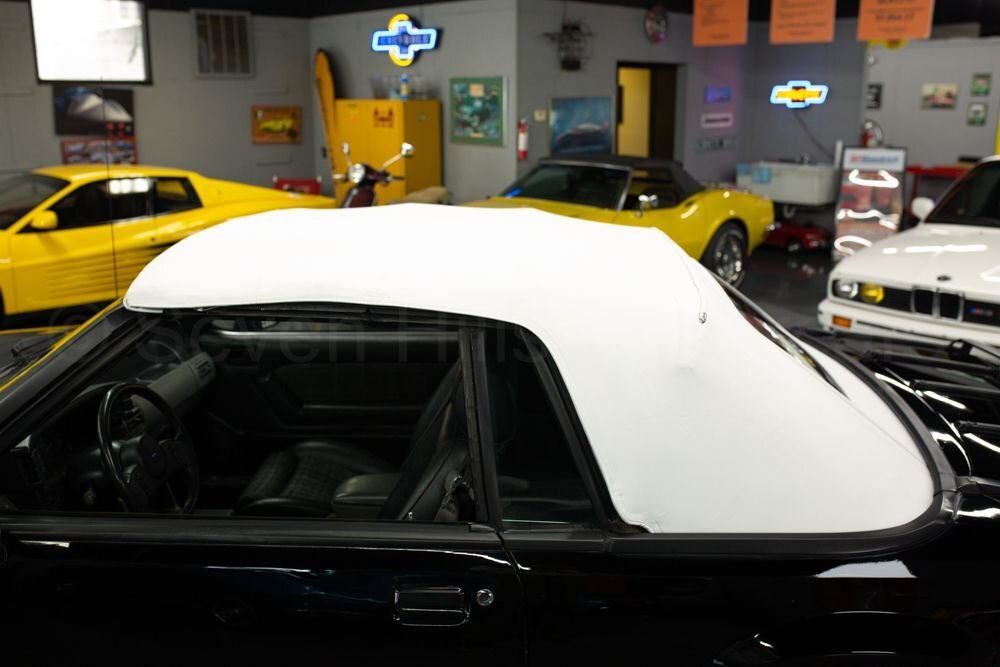Ford-Mustang-1988-Convertible-11