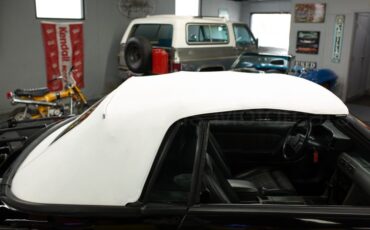 Ford-Mustang-1988-Convertible-17