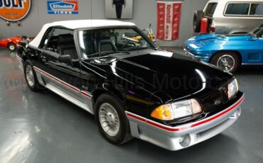 Ford-Mustang-1988-Convertible-3