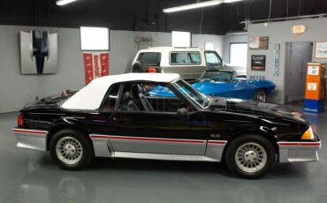 Ford-Mustang-1988-Convertible-4