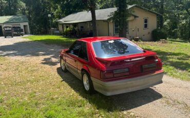 Ford-Mustang-1988-red-1