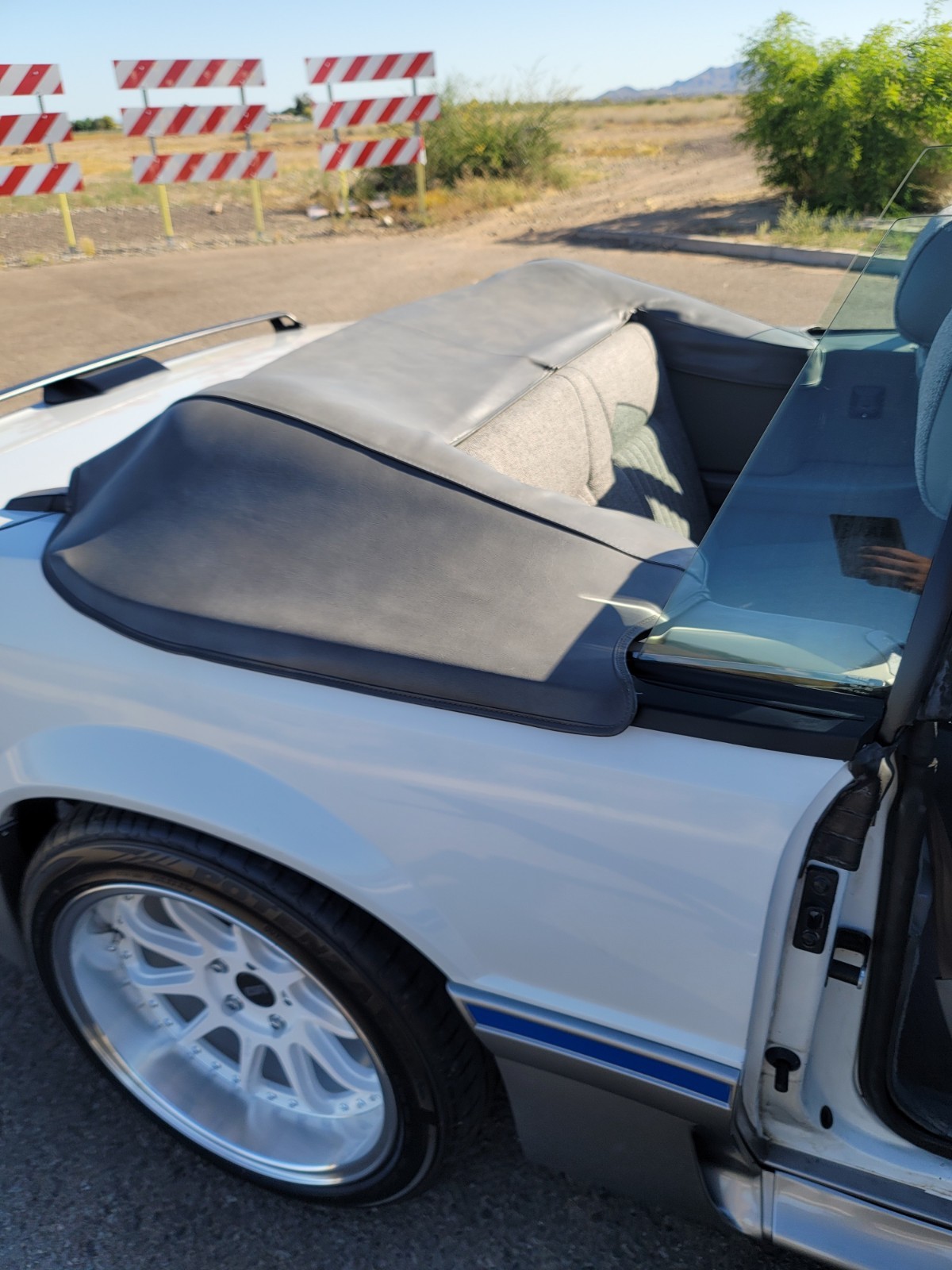 Ford-Mustang-1989-Convertible-16