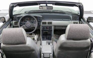 Ford-Mustang-1989-Convertible-17