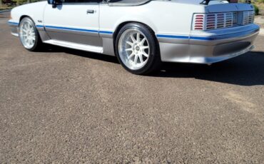 Ford-Mustang-1989-Convertible-2