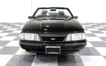 Ford-Mustang-1989-Convertible-2