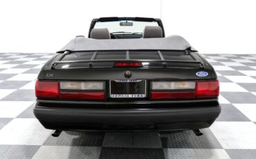 Ford-Mustang-1989-Convertible-8