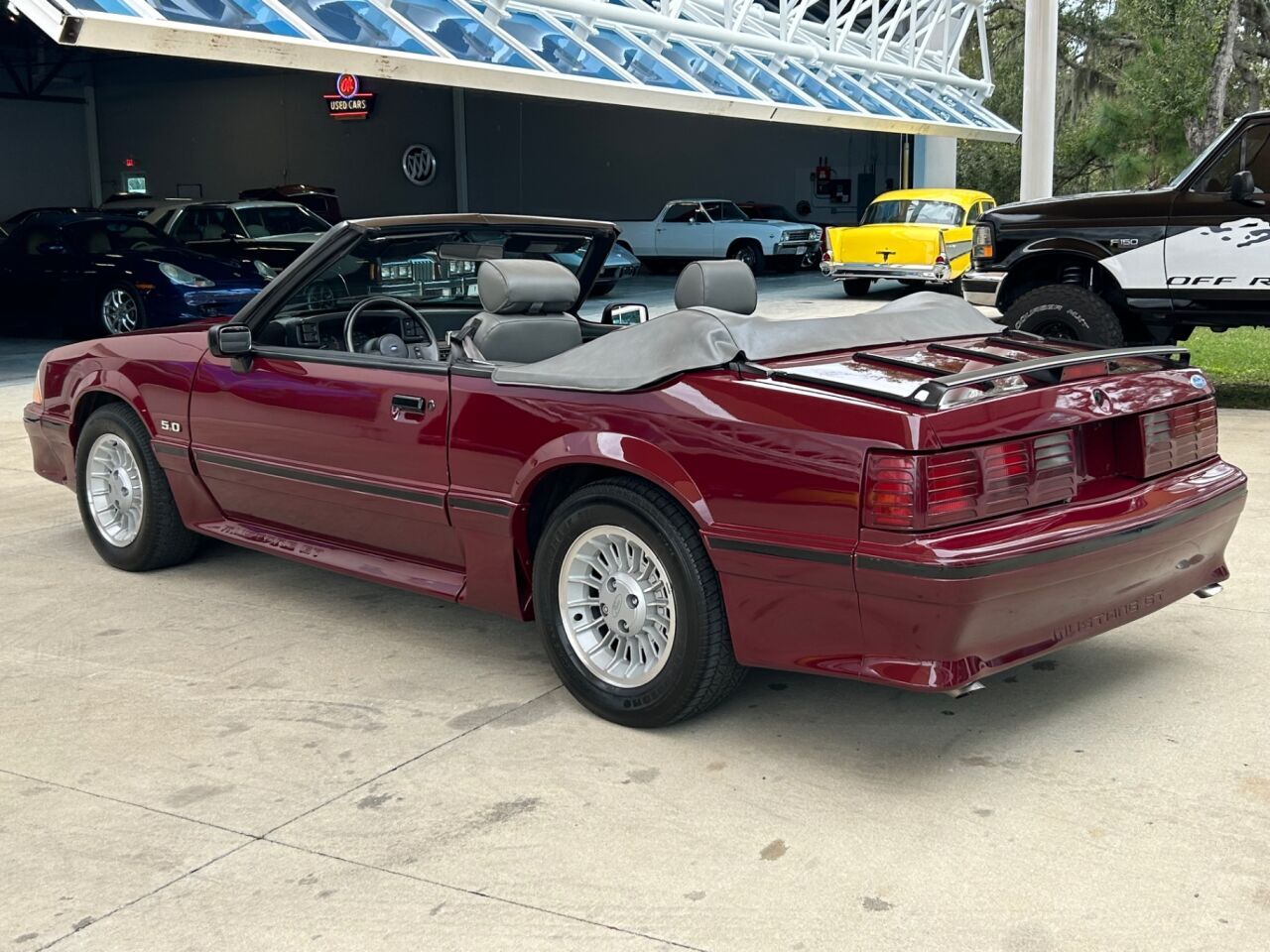Ford-Mustang-1989-Convertible-9