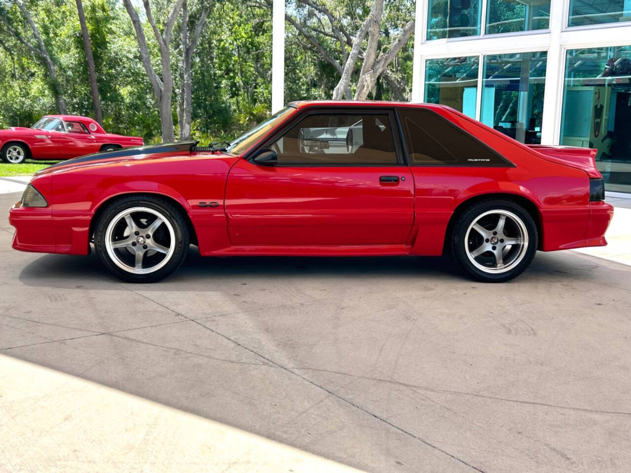 Ford-Mustang-1989-Hatchback-10