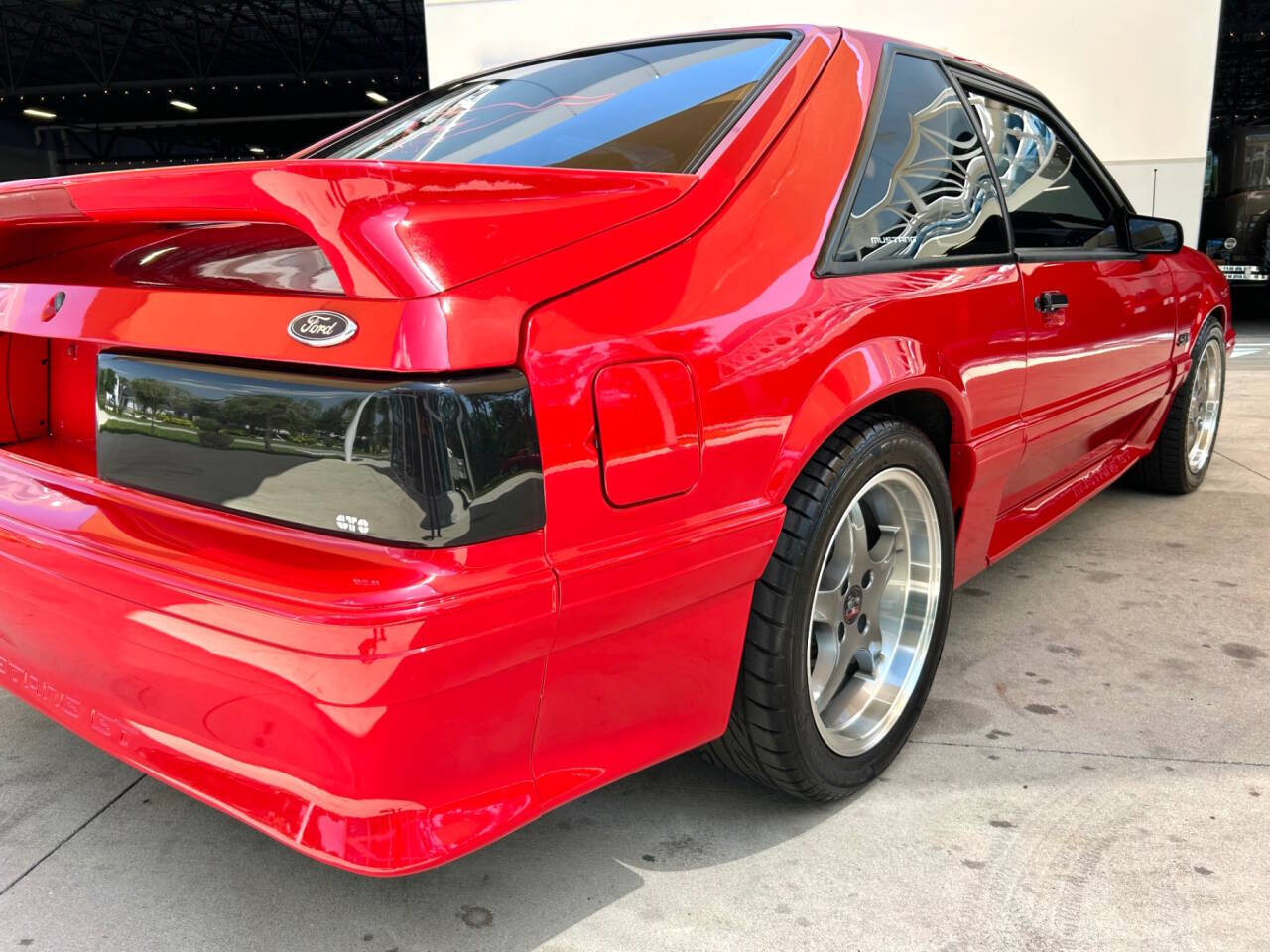 Ford-Mustang-1989-Hatchback-16