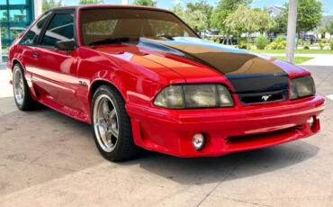 Ford-Mustang-1989-Hatchback-2