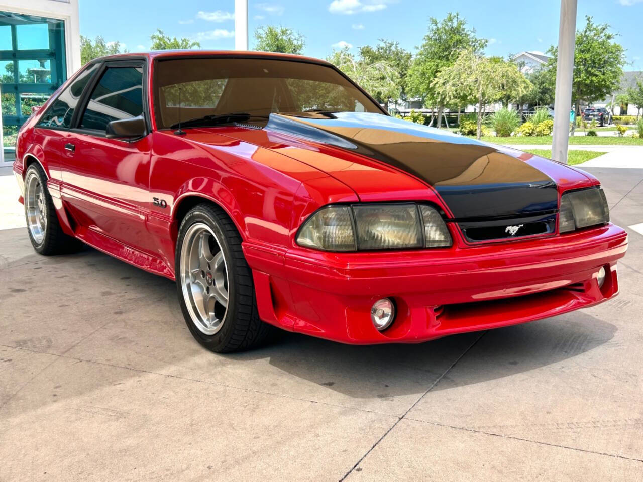 Ford-Mustang-1989-Hatchback-2