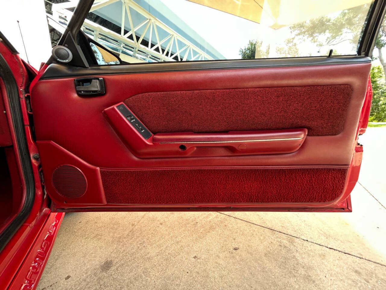 Ford-Mustang-1989-Hatchback-28
