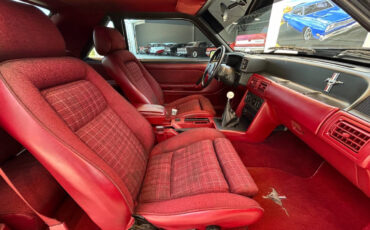 Ford-Mustang-1989-Hatchback-30