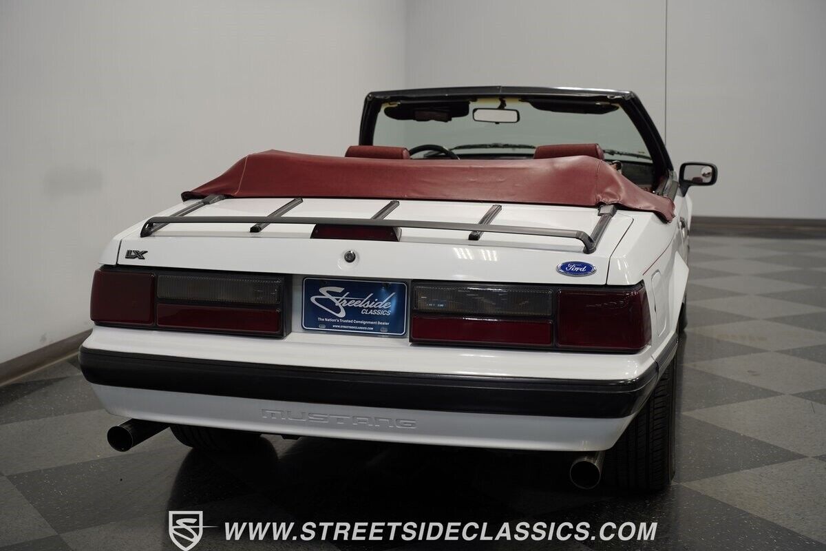 Ford-Mustang-1990-Convertible-10
