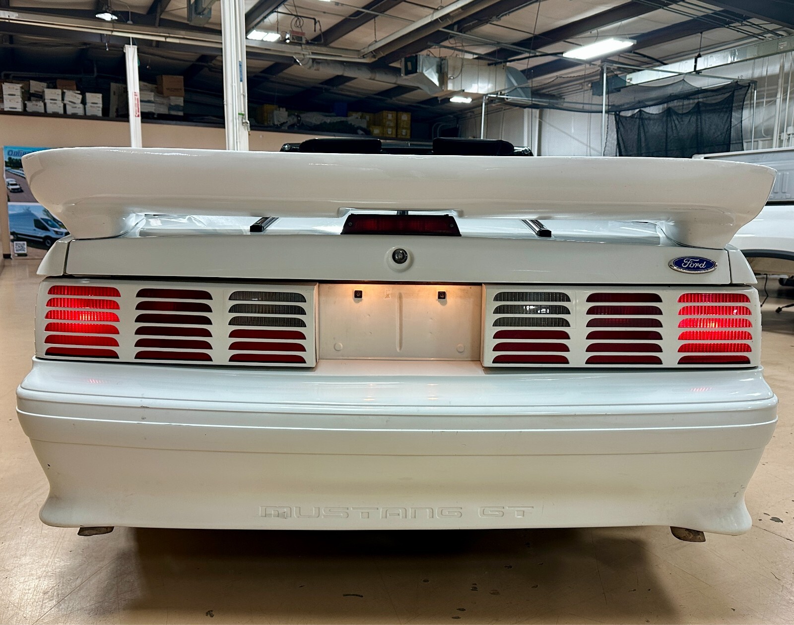 Ford-Mustang-1990-Convertible-11