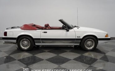 Ford-Mustang-1990-Convertible-13
