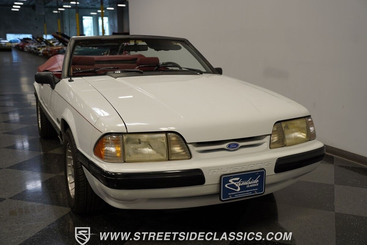 Ford-Mustang-1990-Convertible-15