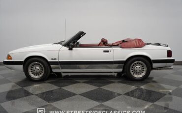 Ford-Mustang-1990-Convertible-2