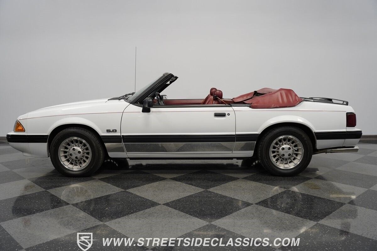 Ford-Mustang-1990-Convertible-2