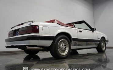 Ford-Mustang-1990-Convertible-25