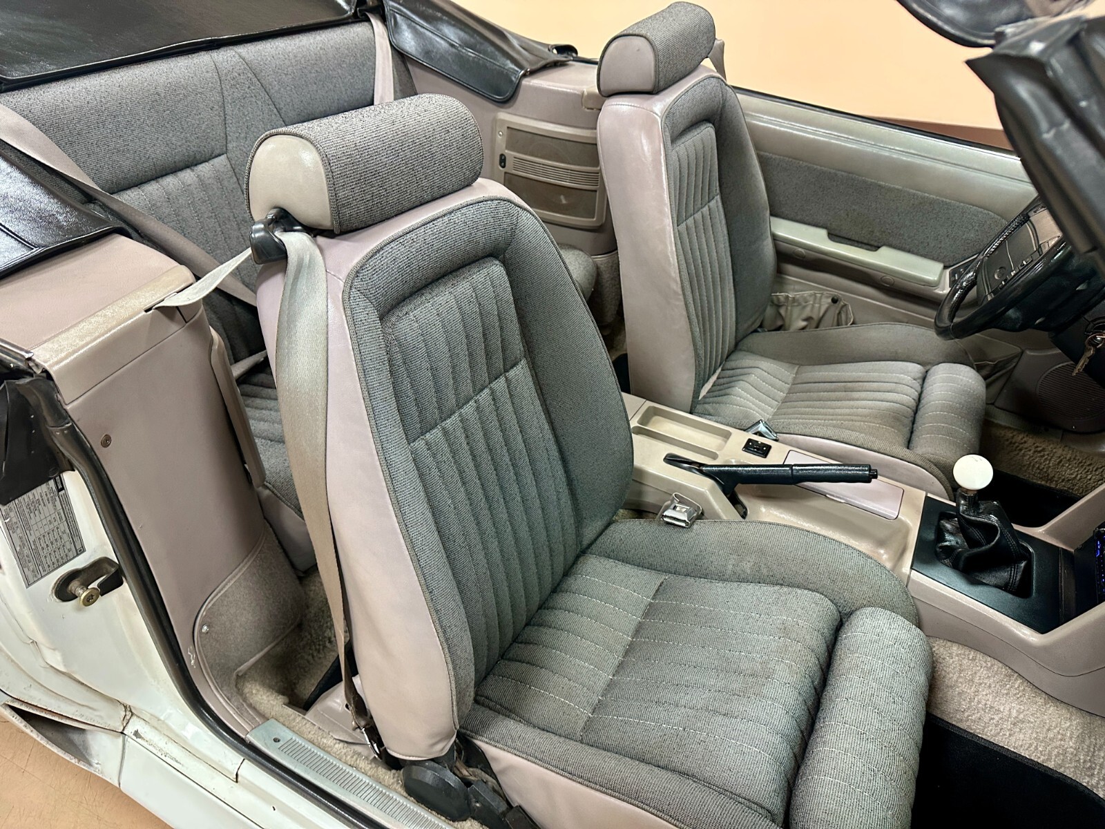 Ford-Mustang-1990-Convertible-25