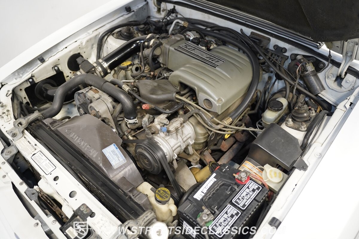 Ford-Mustang-1990-Convertible-3