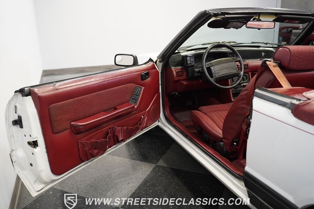 Ford-Mustang-1990-Convertible-33