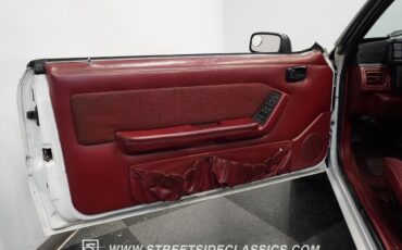 Ford-Mustang-1990-Convertible-34