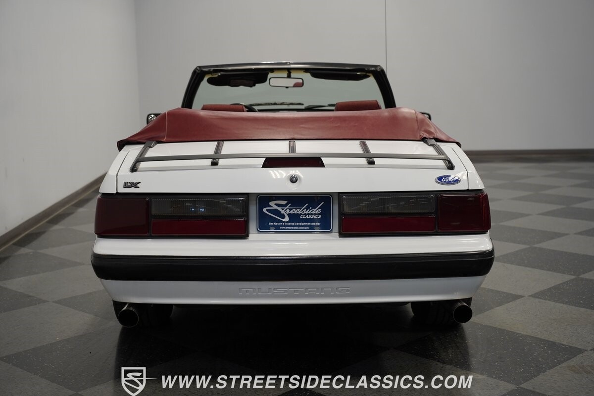Ford-Mustang-1990-Convertible-9