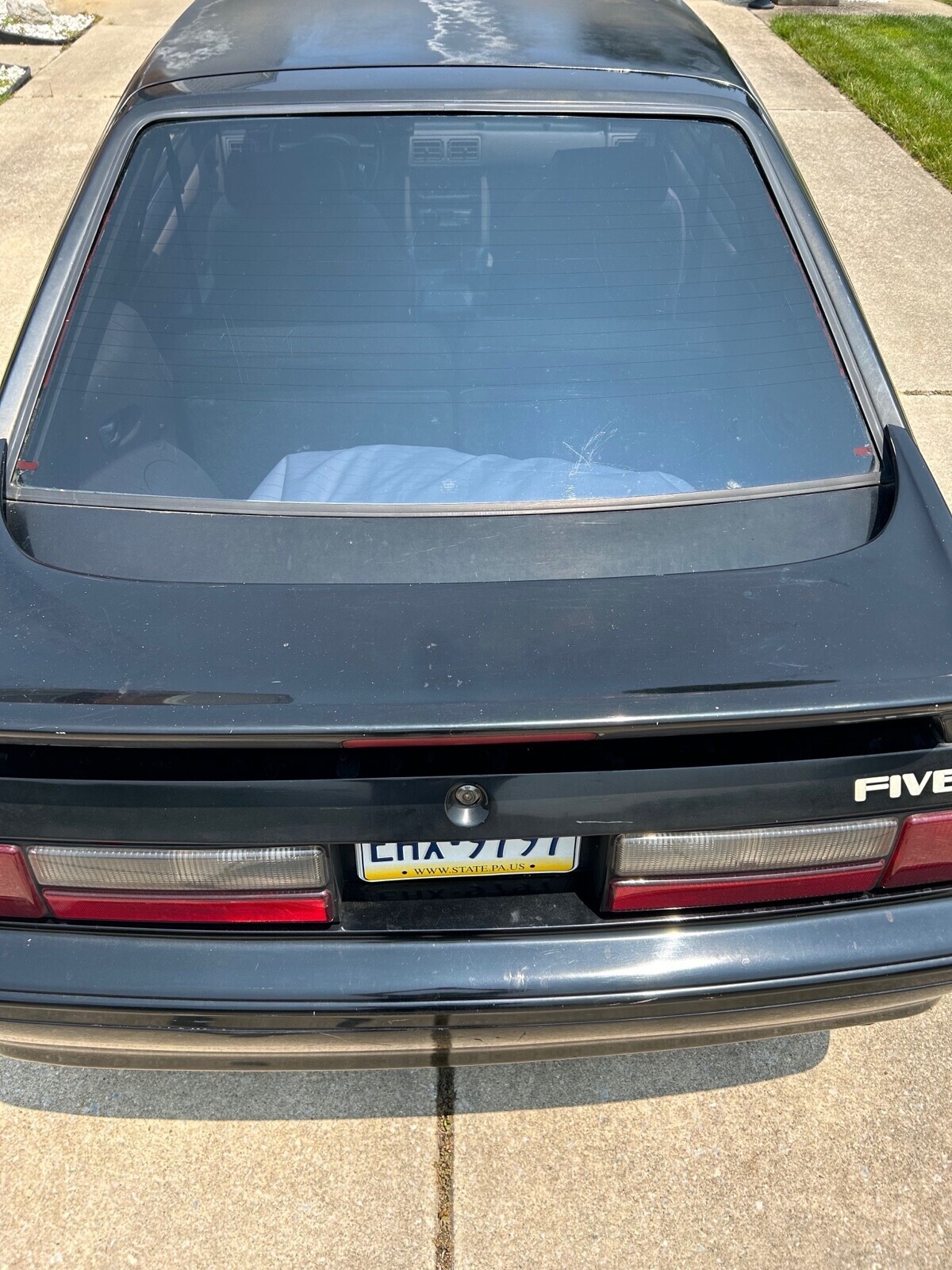 Ford-Mustang-1990-Hatchback-12