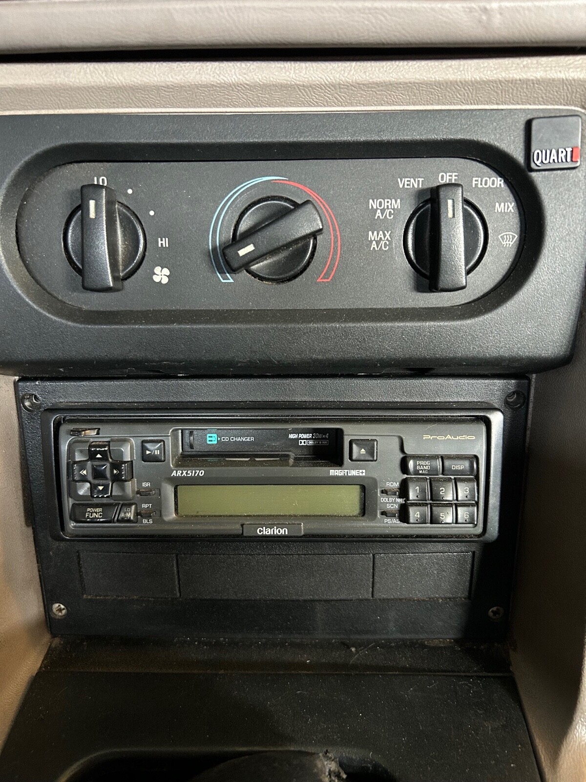 Ford-Mustang-1990-Hatchback-20
