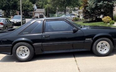 Ford-Mustang-1990-Hatchback