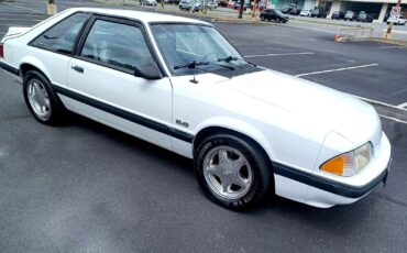 Ford-Mustang-1990-LX-2