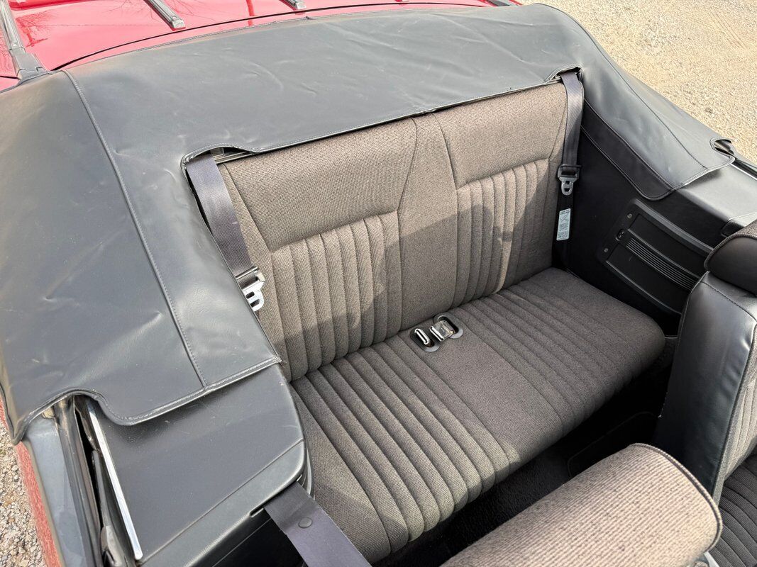 Ford-Mustang-1991-9