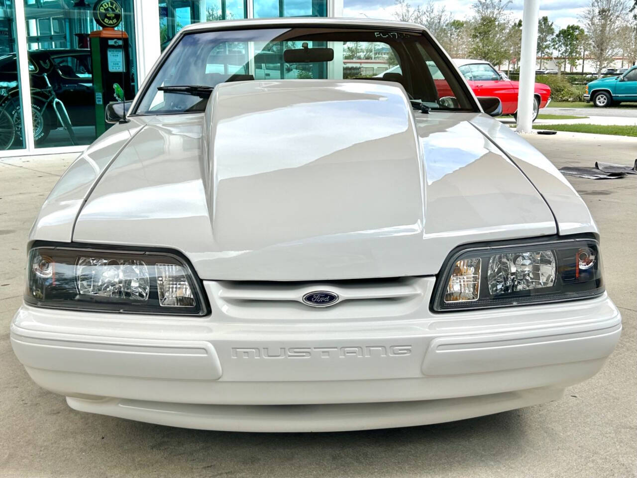 Ford-Mustang-1991-Coupe-13