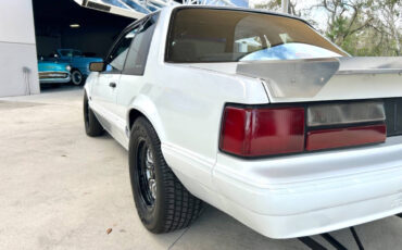 Ford-Mustang-1991-Coupe-9