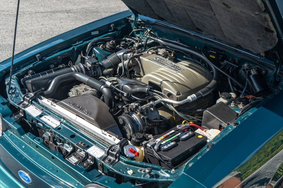 Ford-Mustang-1992-11