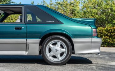 Ford-Mustang-1992-31