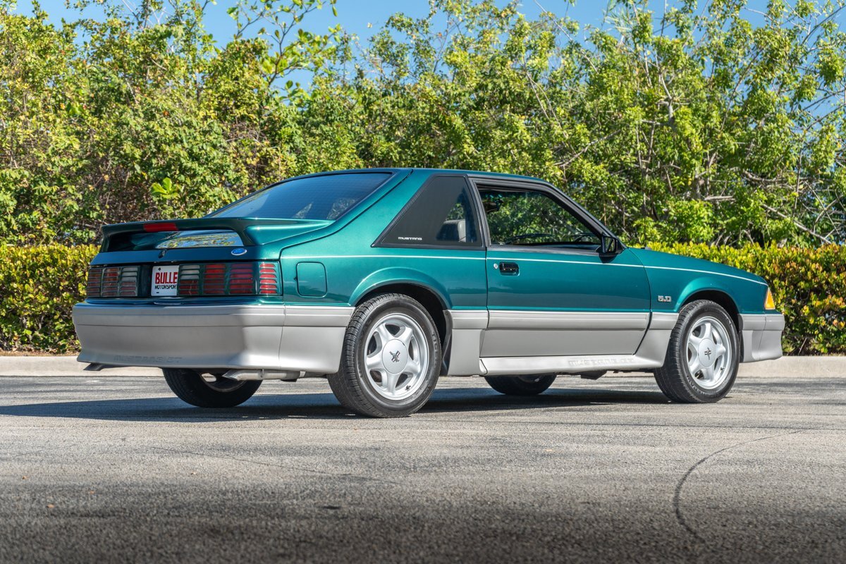Ford-Mustang-1992-32