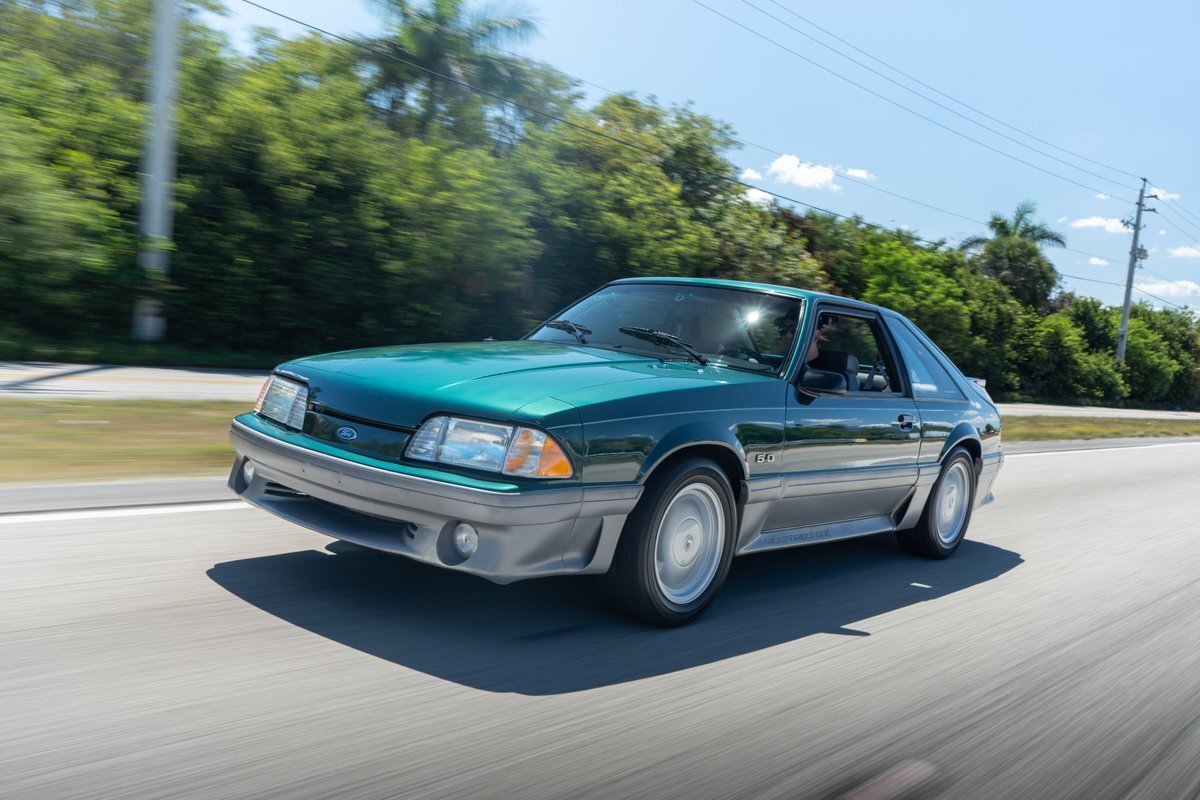 Ford-Mustang-1992-6