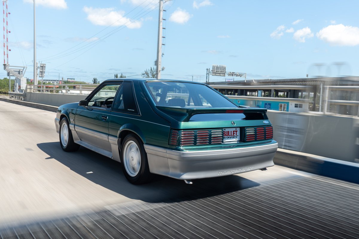 Ford-Mustang-1992-8