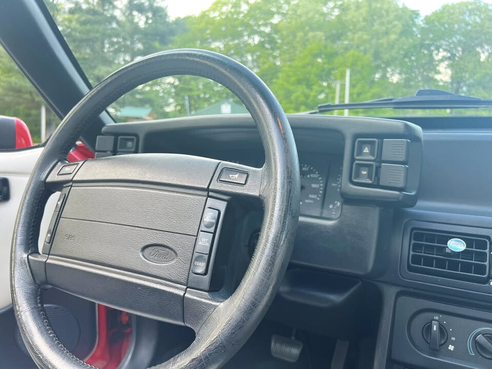 Ford-Mustang-1992-Convertible-12