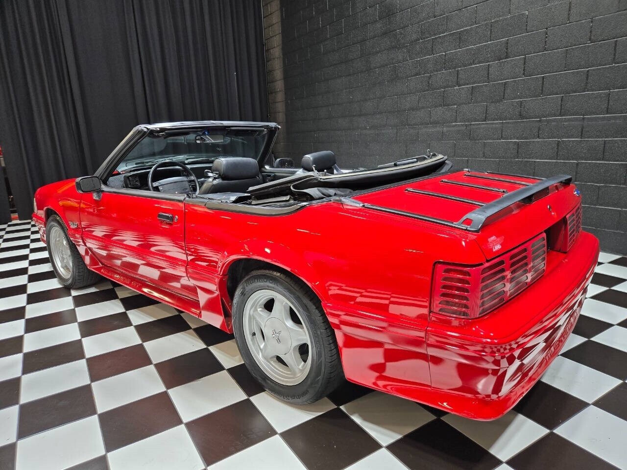 Ford-Mustang-1992-Convertible-19