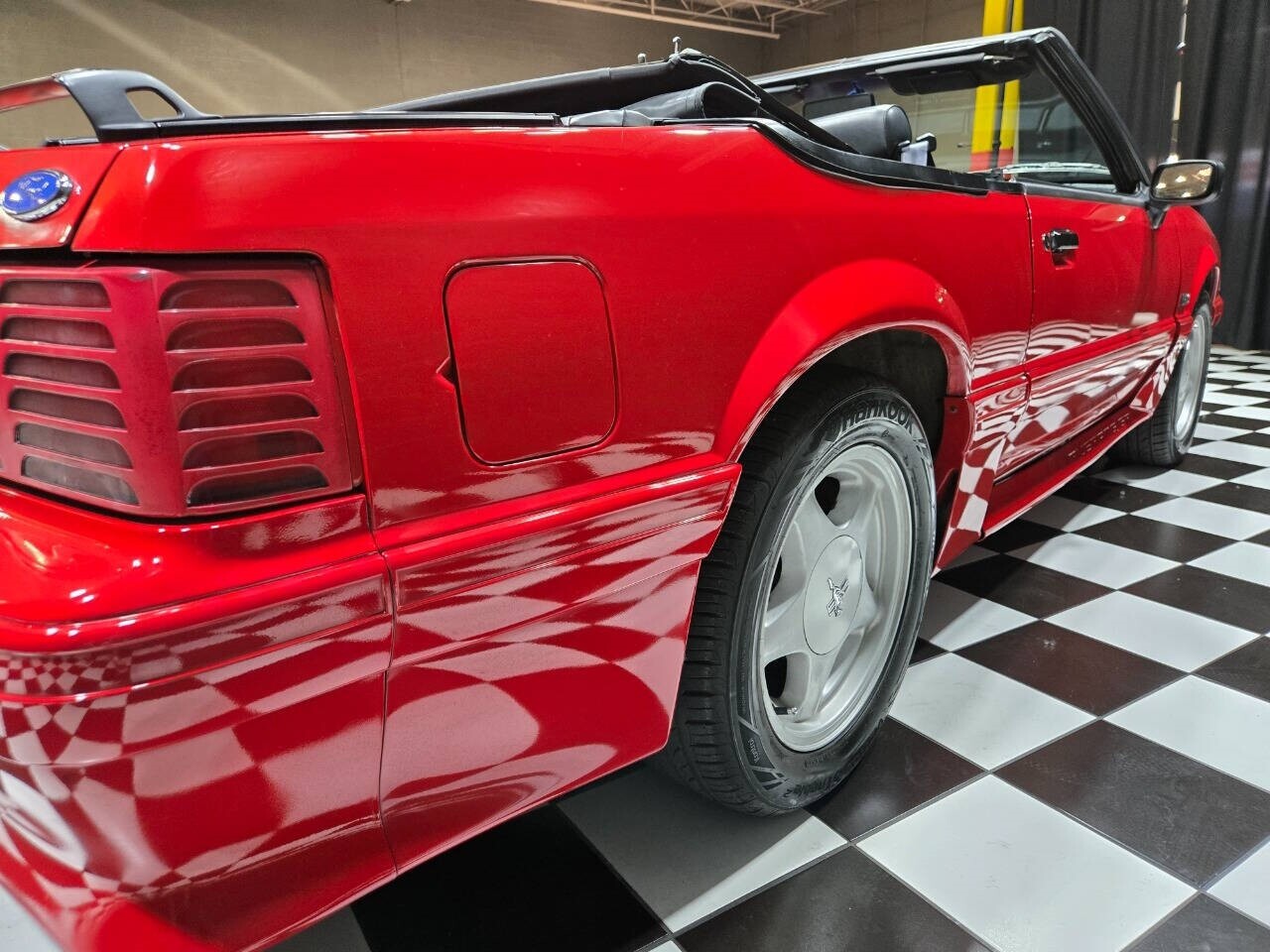 Ford-Mustang-1992-Convertible-24