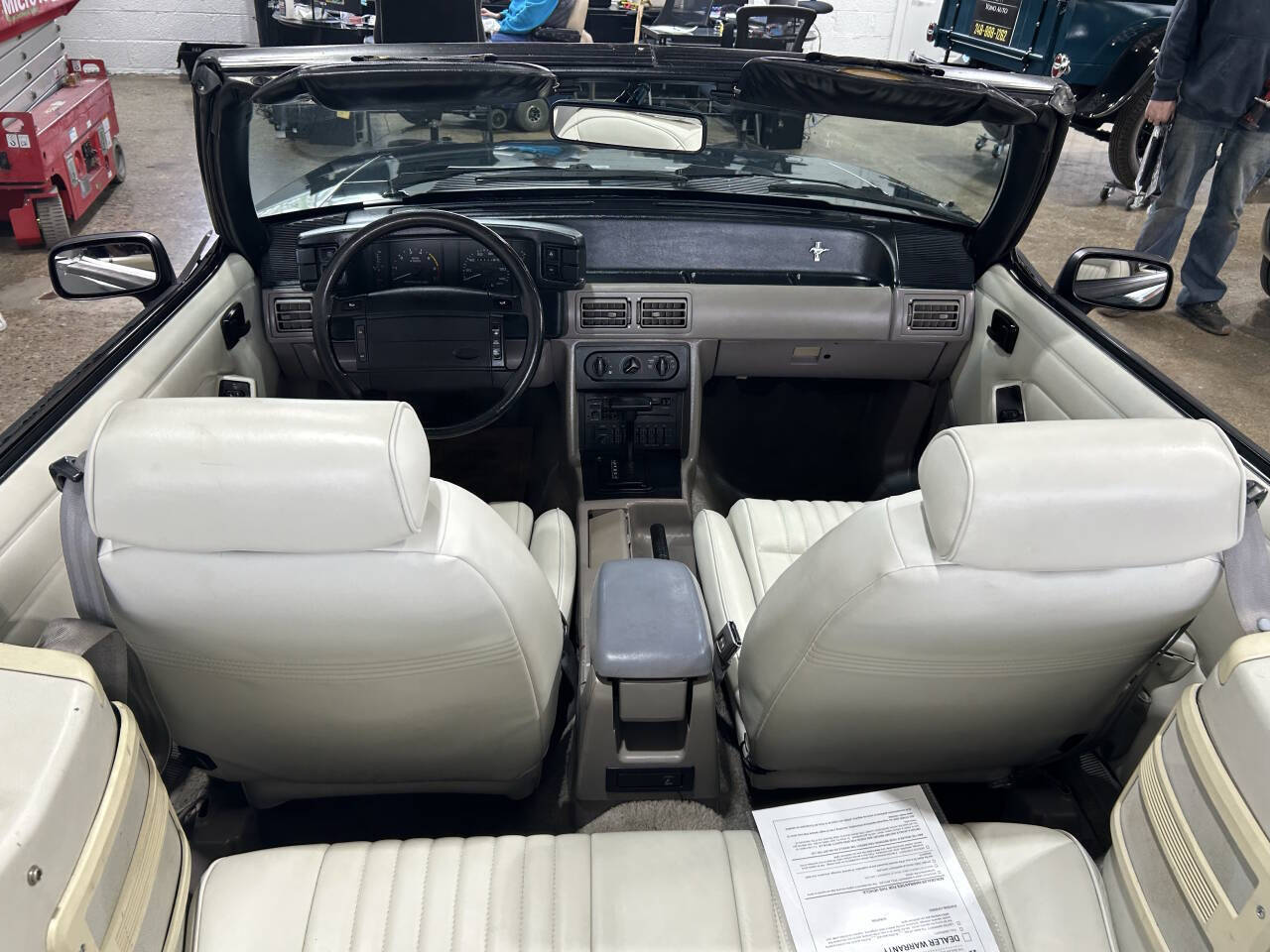 Ford-Mustang-1992-Convertible-8