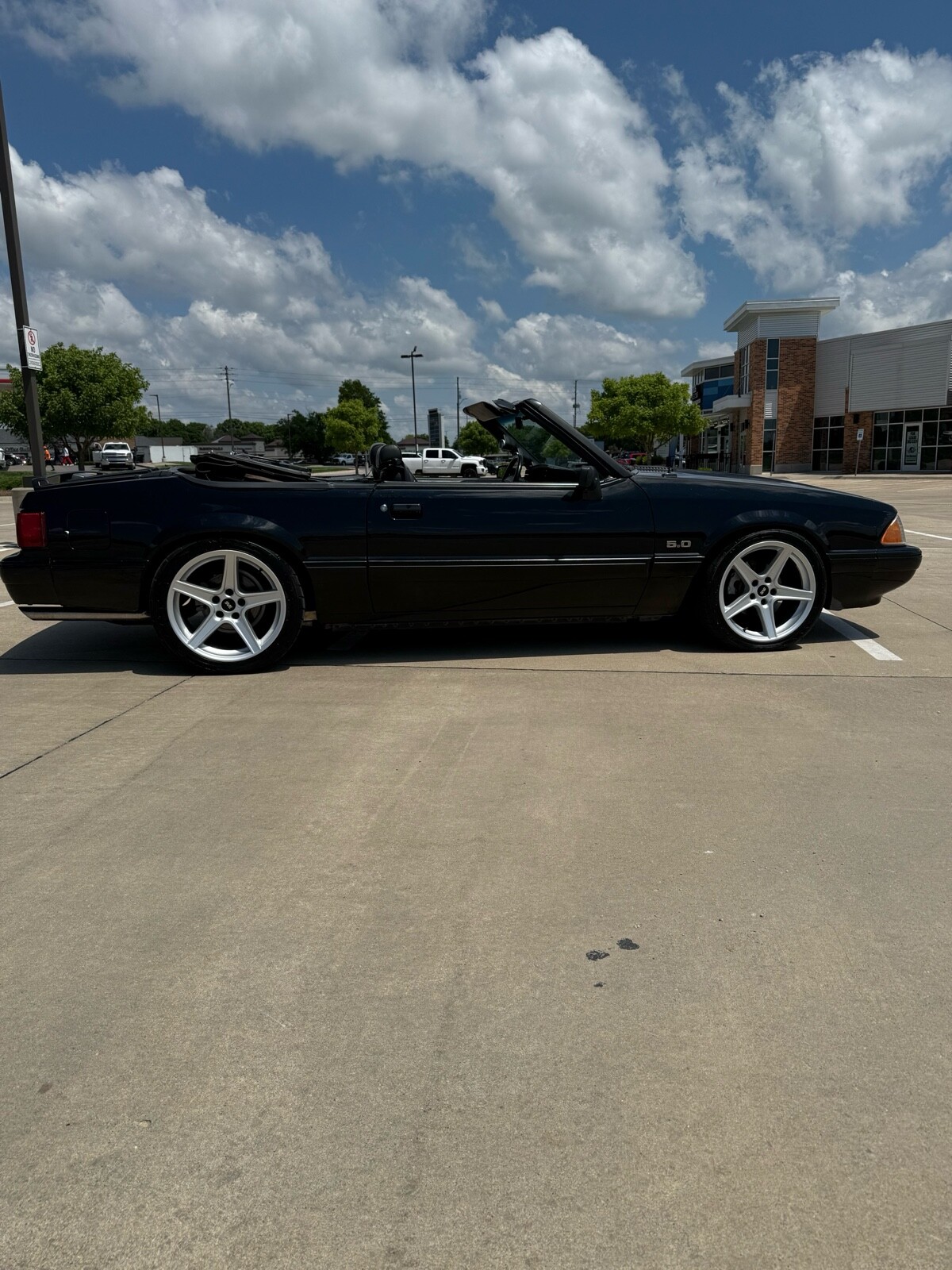 Ford-Mustang-1993-1