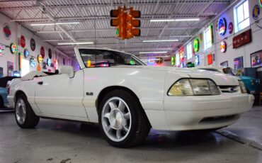 Ford-Mustang-1993-2