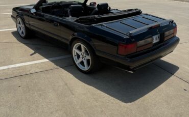 Ford-Mustang-1993-2